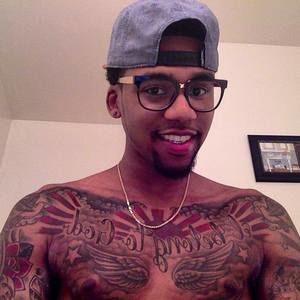 Meet your Posher, Deontae